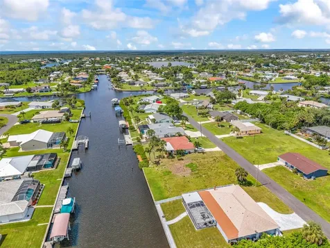4366 Wynkoop Circle Port Charlotte FL 33948
