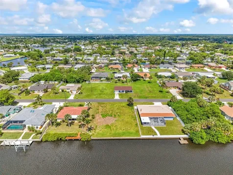 4366 Wynkoop Circle Port Charlotte FL 33948