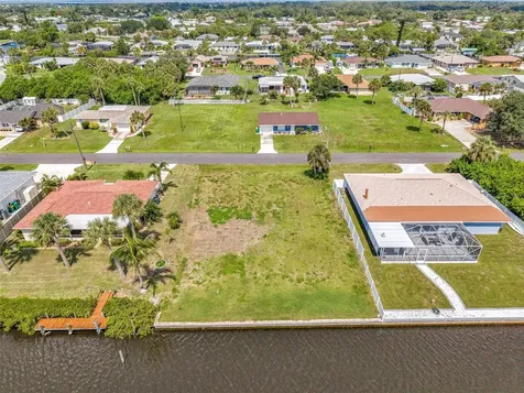 4366 Wynkoop Circle Port Charlotte FL 33948