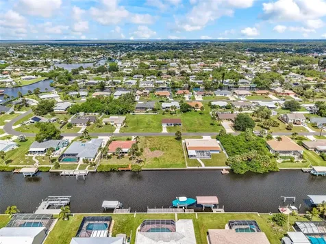 4366 Wynkoop Circle Port Charlotte FL 33948