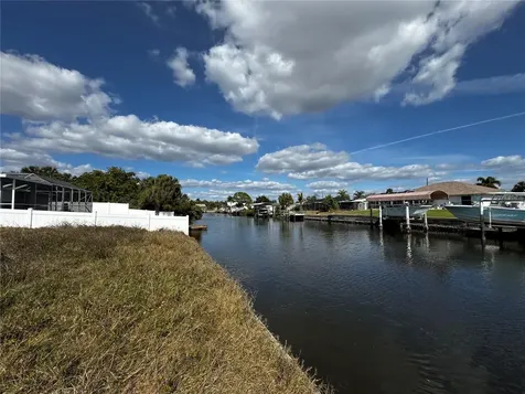 4366 Wynkoop Circle Port Charlotte FL 33948