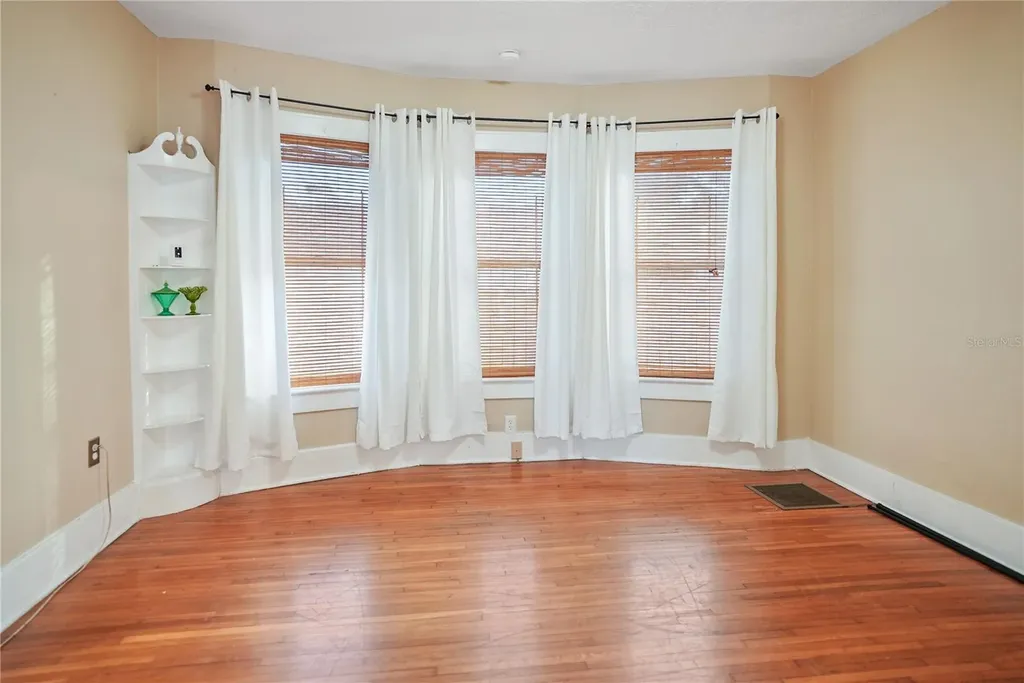 1013 Magnolia Drive Clearwater FL 33756