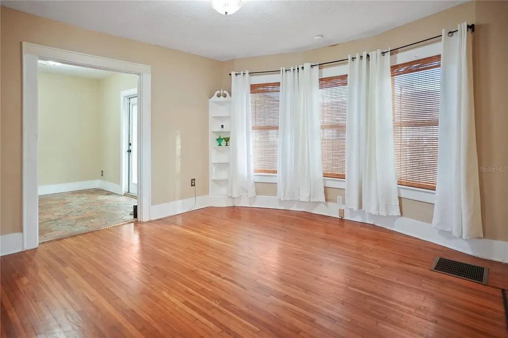 1013 Magnolia Drive Clearwater FL 33756