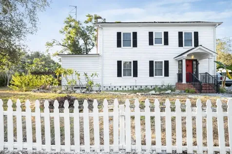1013 Magnolia Drive Clearwater FL 33756
