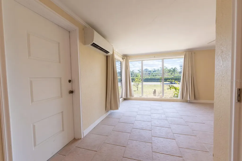 410 W Charlotte Avenue Punta Gorda FL 33950