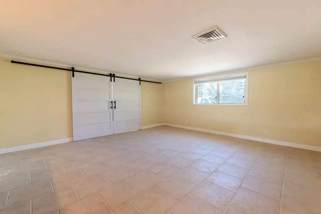 410 W Charlotte Avenue Punta Gorda FL 33950