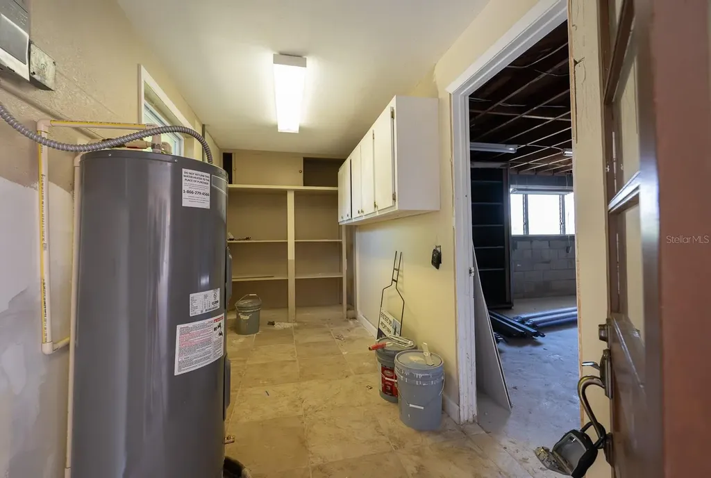 410 W Charlotte Avenue Punta Gorda FL 33950