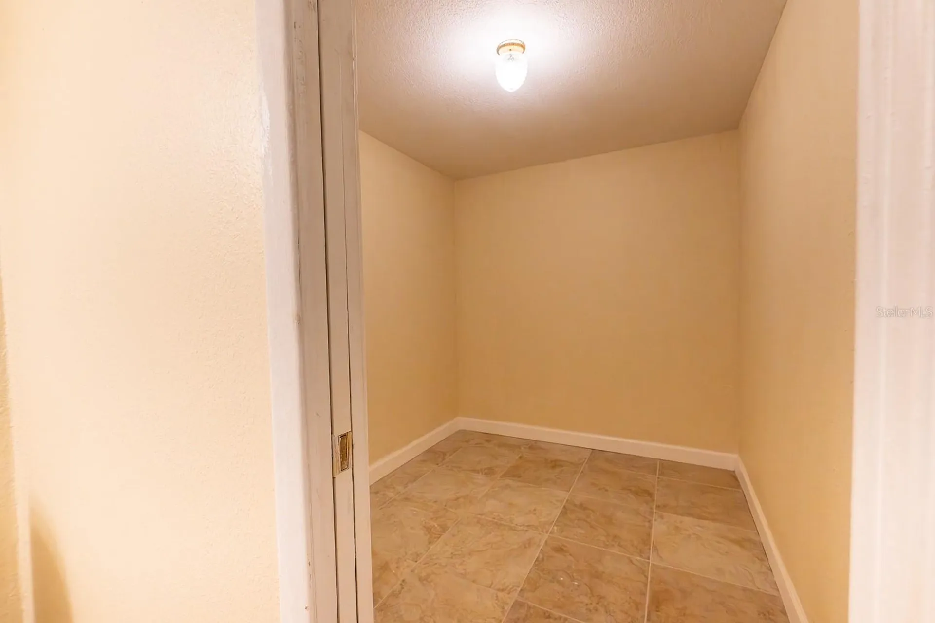 410 W Charlotte Avenue Punta Gorda FL 33950
