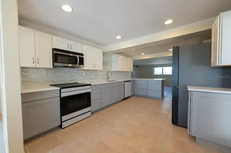 410 W Charlotte Avenue Punta Gorda FL 33950