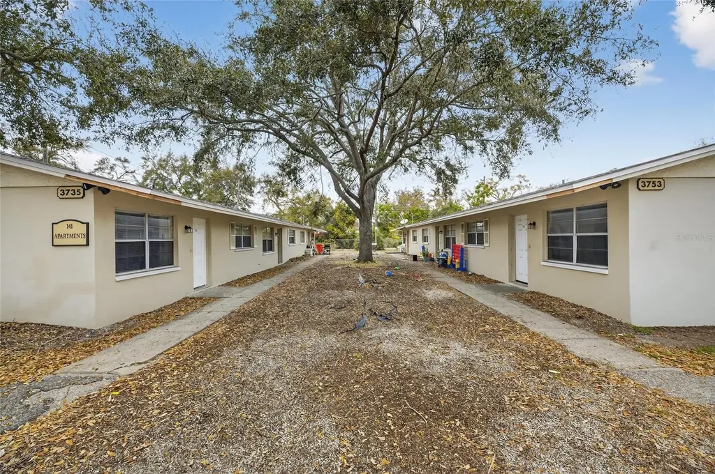 3735 141st Place Largo FL 33771