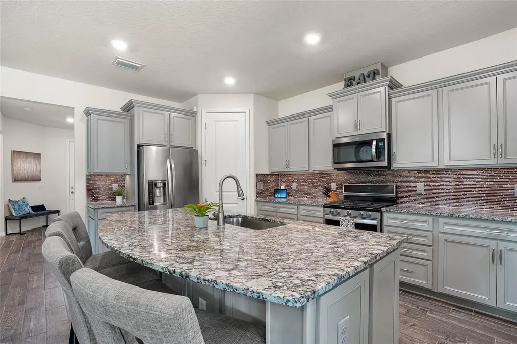 2825 Murray Pass Odessa FL 33556