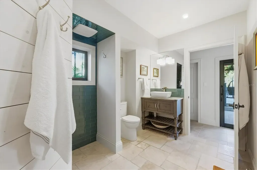 3210 Casey Key Road Nokomis FL 34275