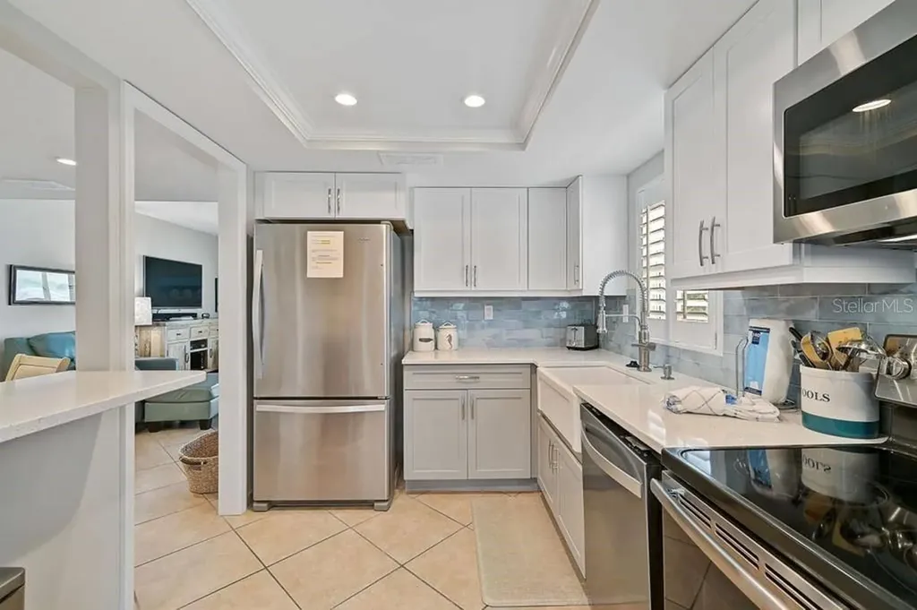 6154 Midnight Pass Road Sarasota FL 34242