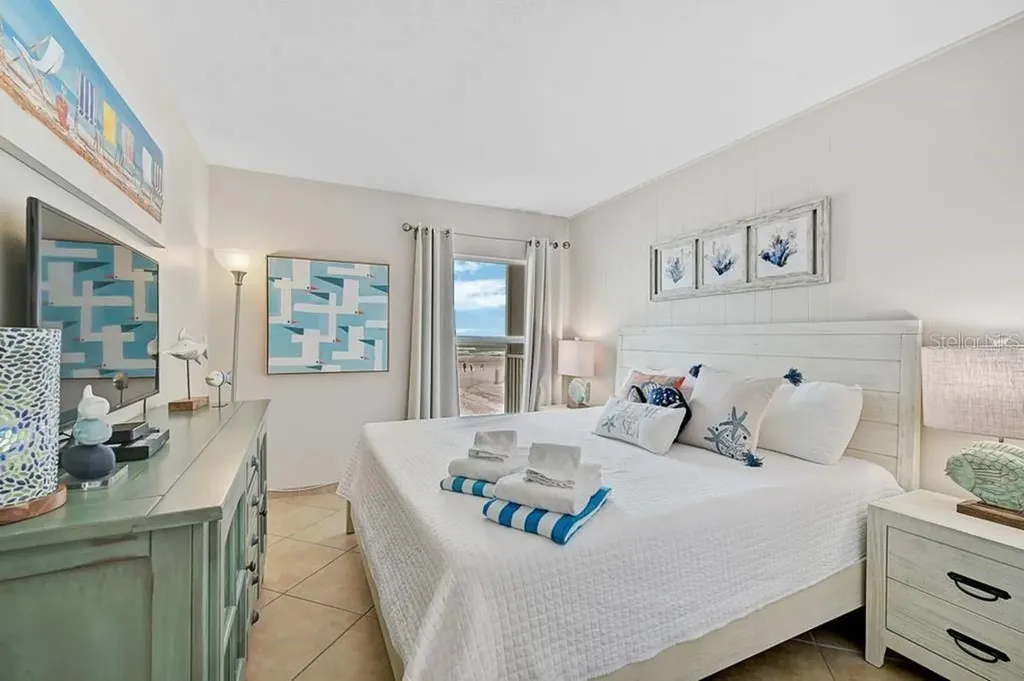 6154 Midnight Pass Road Sarasota FL 34242