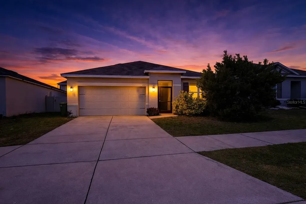 257 Meadowbrook Boulevard Winter Haven FL 33881
