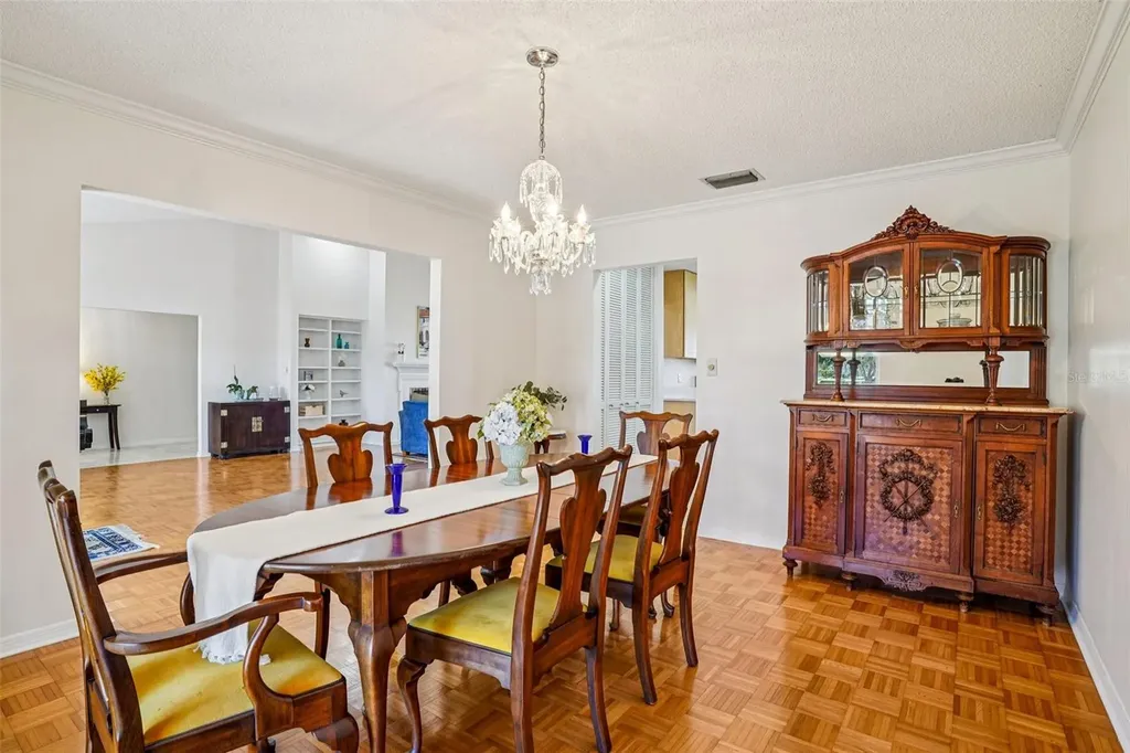 37048 County Road 452 Grand Island FL 32735