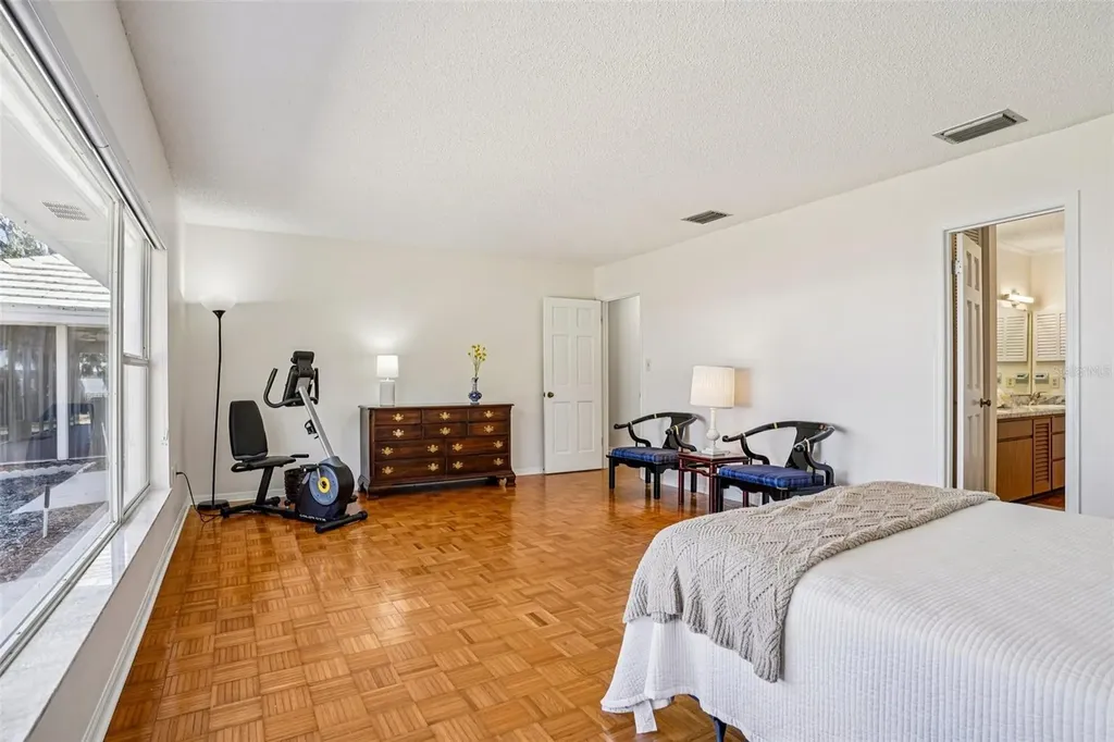 37048 County Road 452 Grand Island FL 32735
