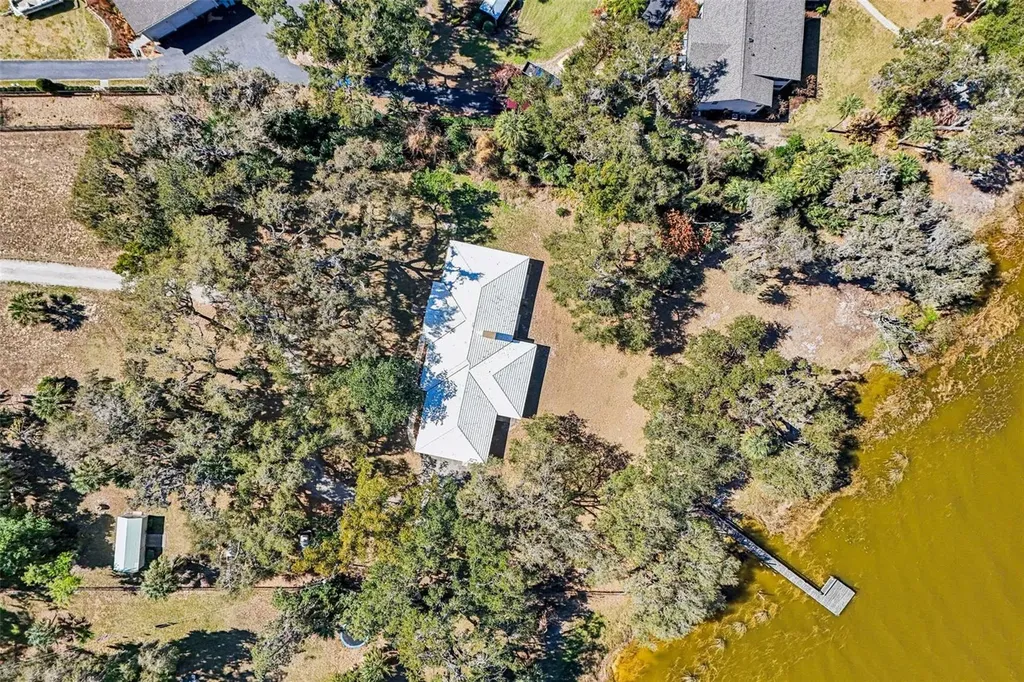 37048 County Road 452 Grand Island FL 32735