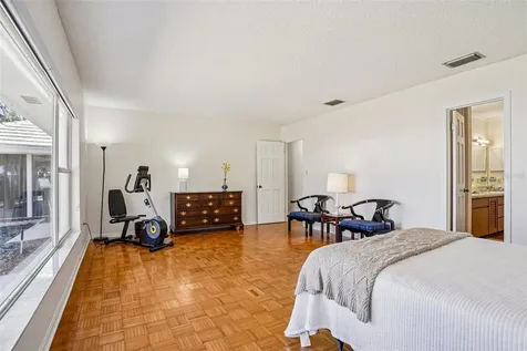 37048 County Road 452 Grand Island FL 32735