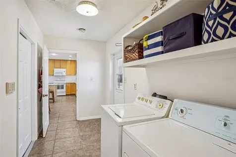 37048 County Road 452 Grand Island FL 32735