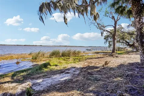 37048 County Road 452 Grand Island FL 32735