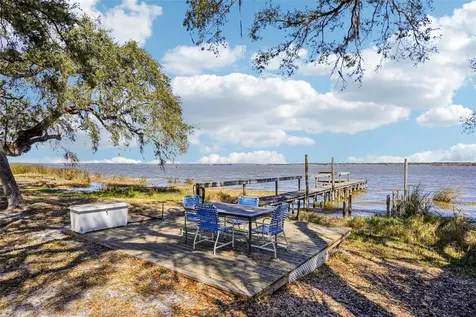 37048 County Road 452 Grand Island FL 32735