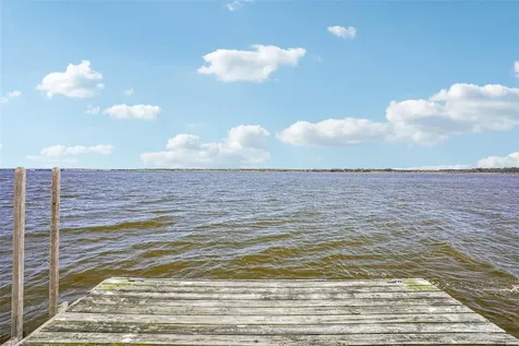 37048 County Road 452 Grand Island FL 32735