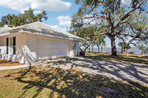 37048 County Road 452 Grand Island FL 32735