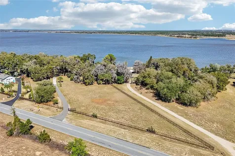 37048 County Road 452 Grand Island FL 32735