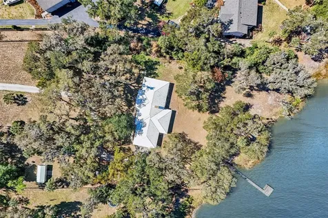 37048 County Road 452 Grand Island FL 32735