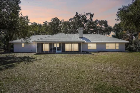 37048 County Road 452 Grand Island FL 32735
