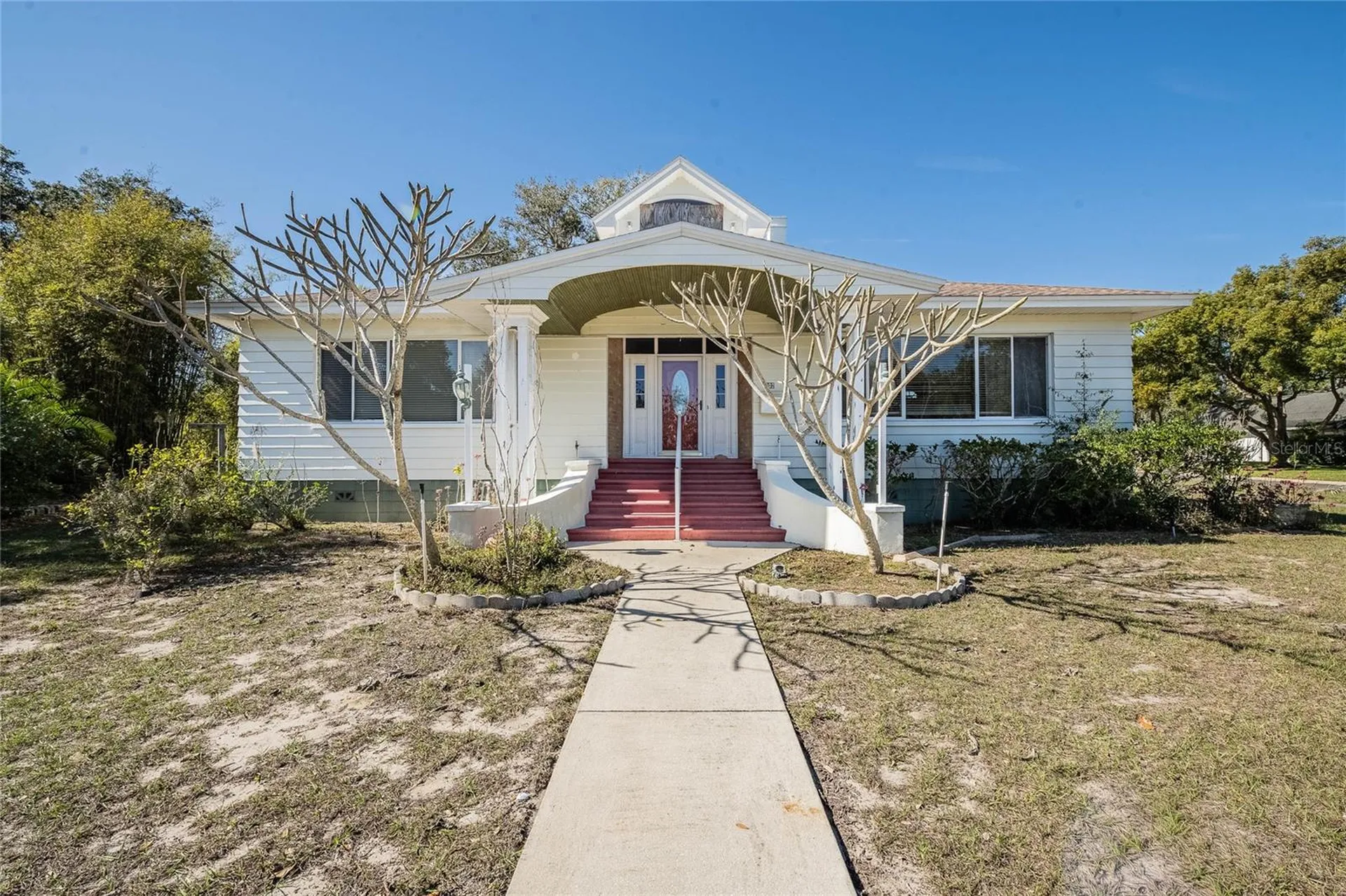 102 S Lakeshore Boulevard Lake Wales FL 33853