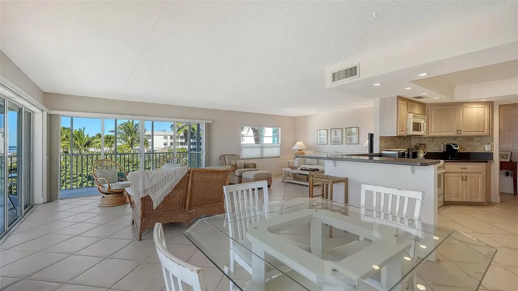 800 Benjamin Franklin Drive Sarasota FL 34236