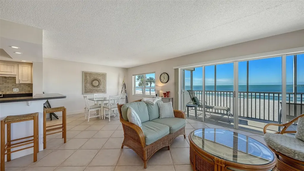 800 Benjamin Franklin Drive Sarasota FL 34236