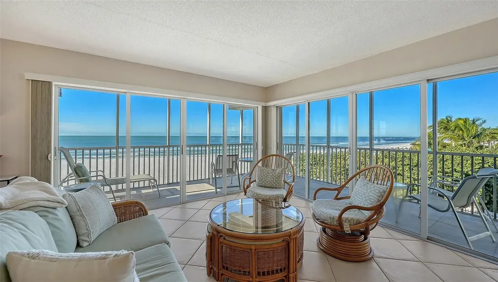 800 Benjamin Franklin Drive Sarasota FL 34236