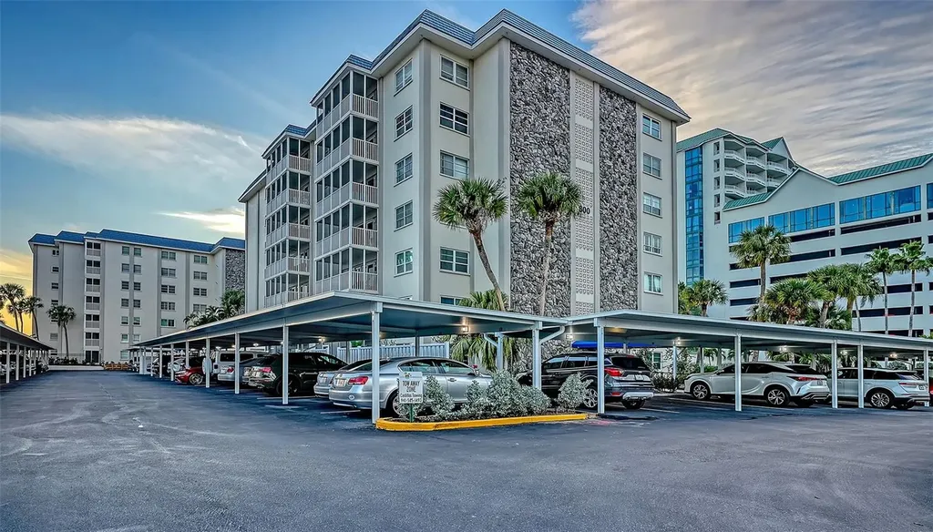 800 Benjamin Franklin Drive Sarasota FL 34236