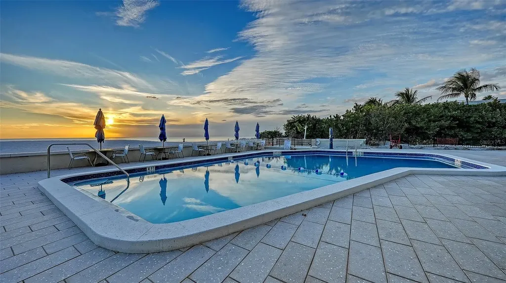 800 Benjamin Franklin Drive Sarasota FL 34236