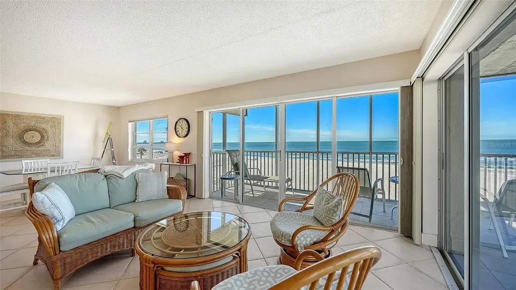 800 Benjamin Franklin Drive Sarasota FL 34236