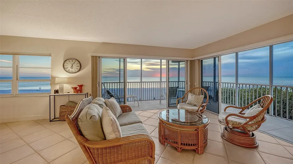 800 Benjamin Franklin Drive Sarasota FL 34236