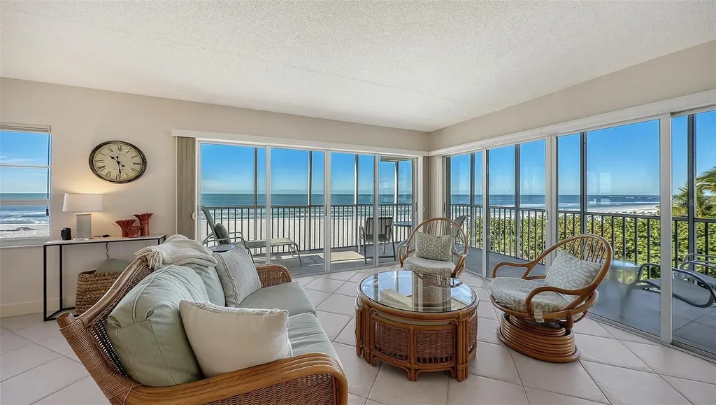 800 Benjamin Franklin Drive Sarasota FL 34236