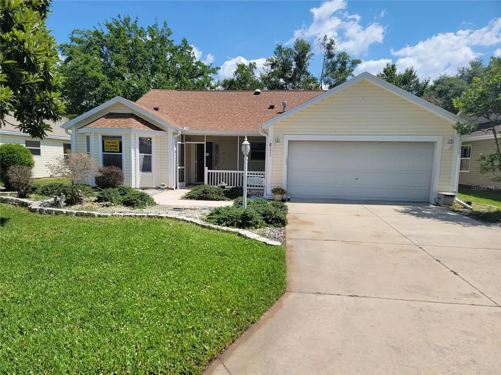 1033 Oak Forest Drive The Villages FL 32162