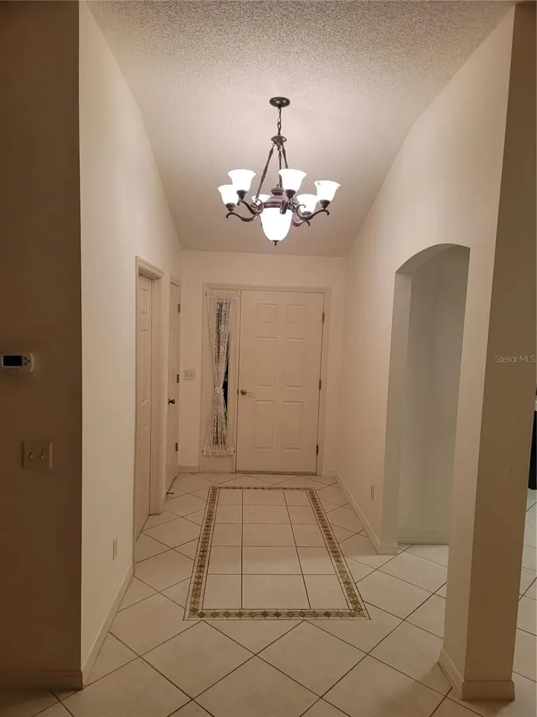 1033 Oak Forest Drive The Villages FL 32162