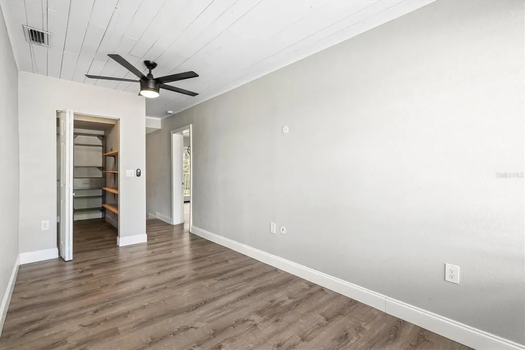 2586 Tami Sola Street Sarasota FL 34237