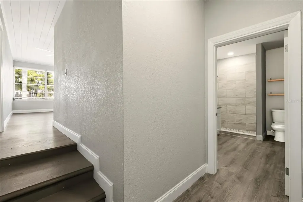 2586 Tami Sola Street Sarasota FL 34237