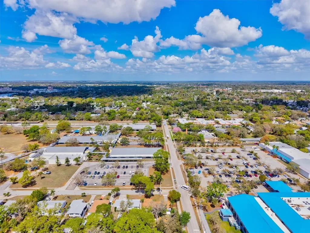 2586 Tami Sola Street Sarasota FL 34237