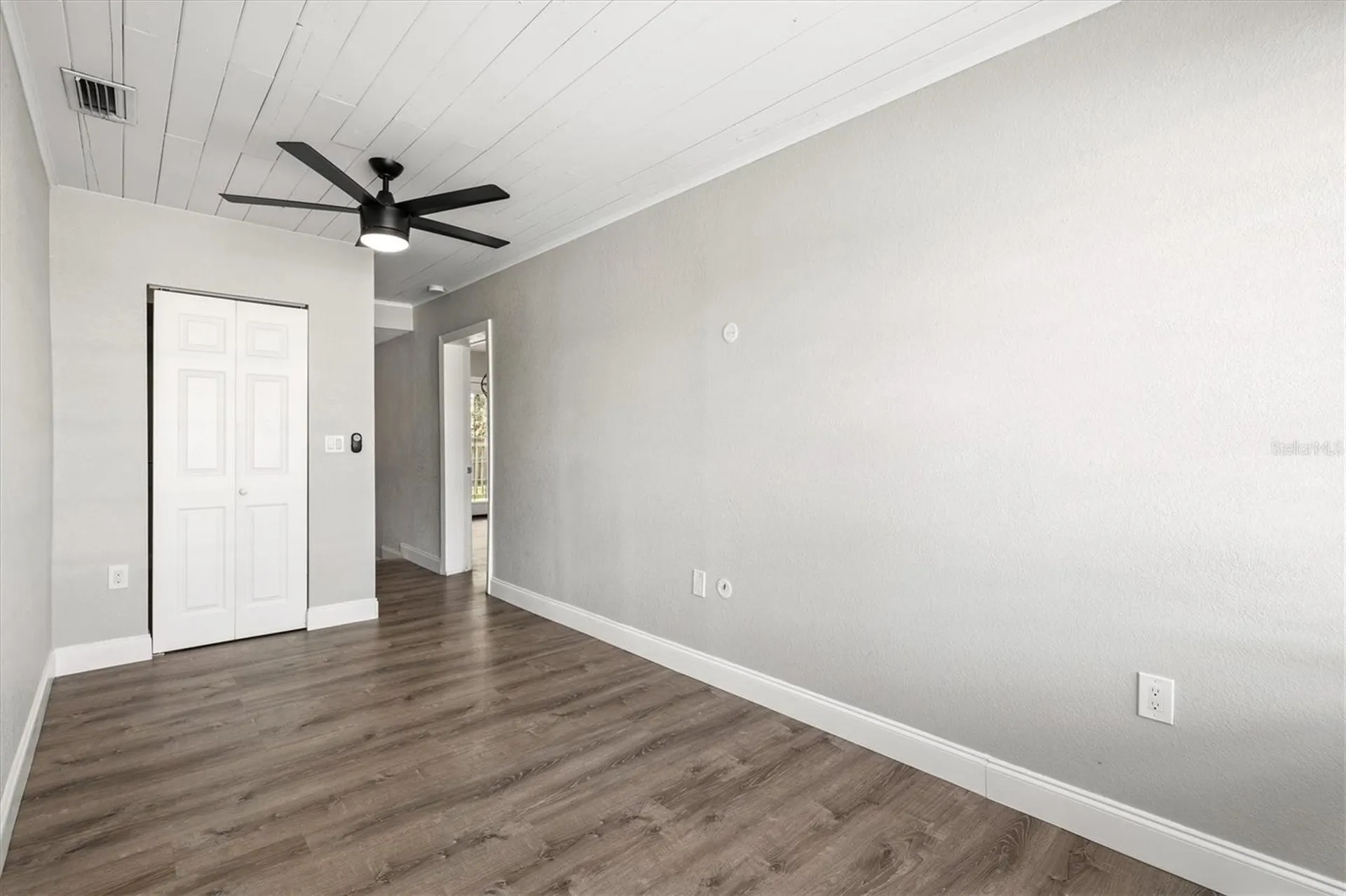 2586 Tami Sola Street Sarasota FL 34237