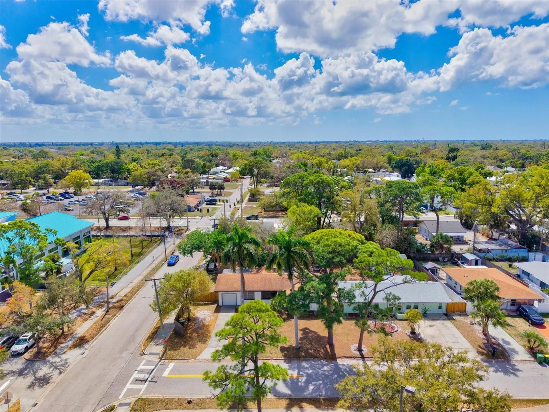 2586 Tami Sola Street Sarasota FL 34237