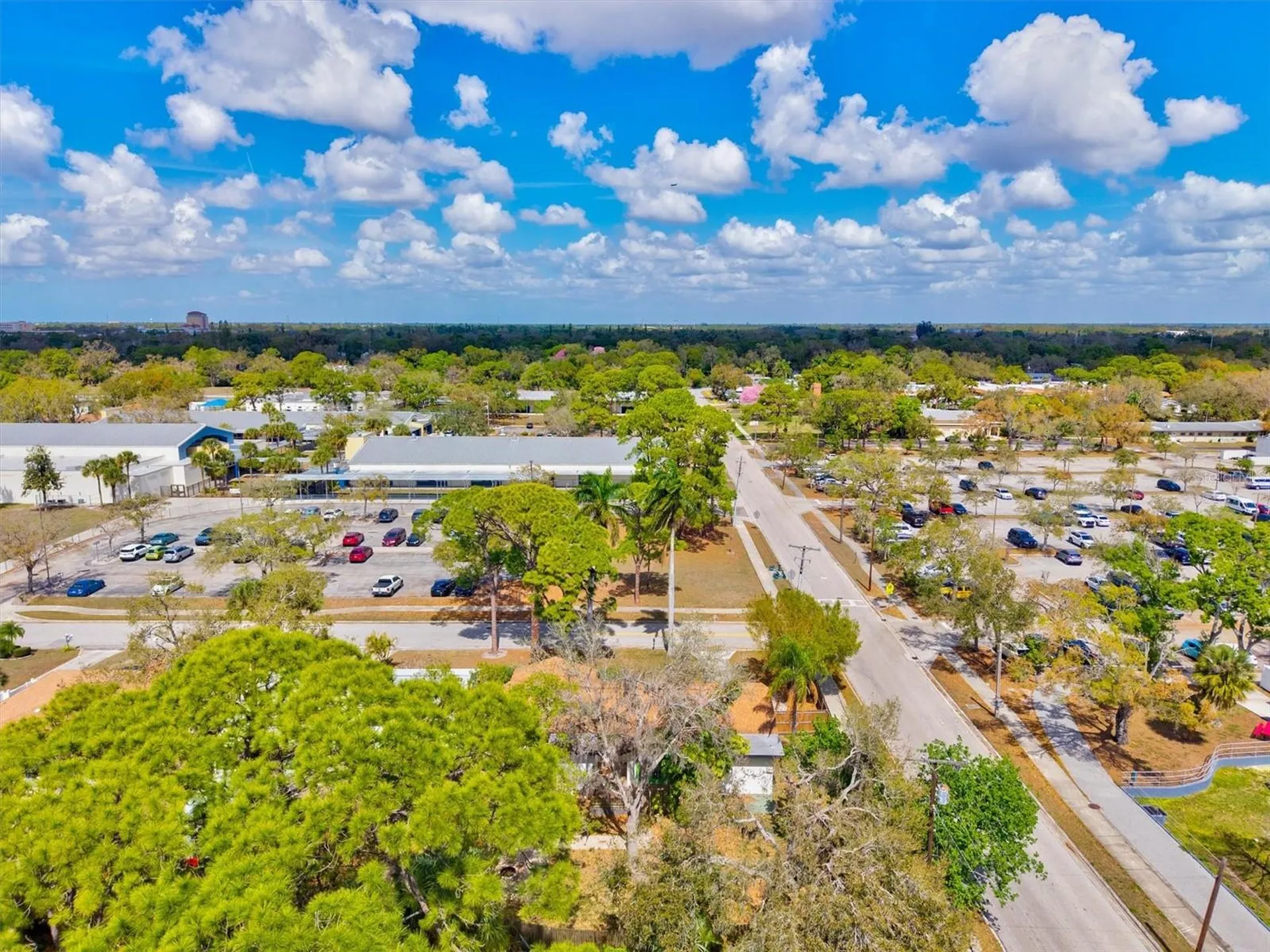 2586 Tami Sola Street Sarasota FL 34237