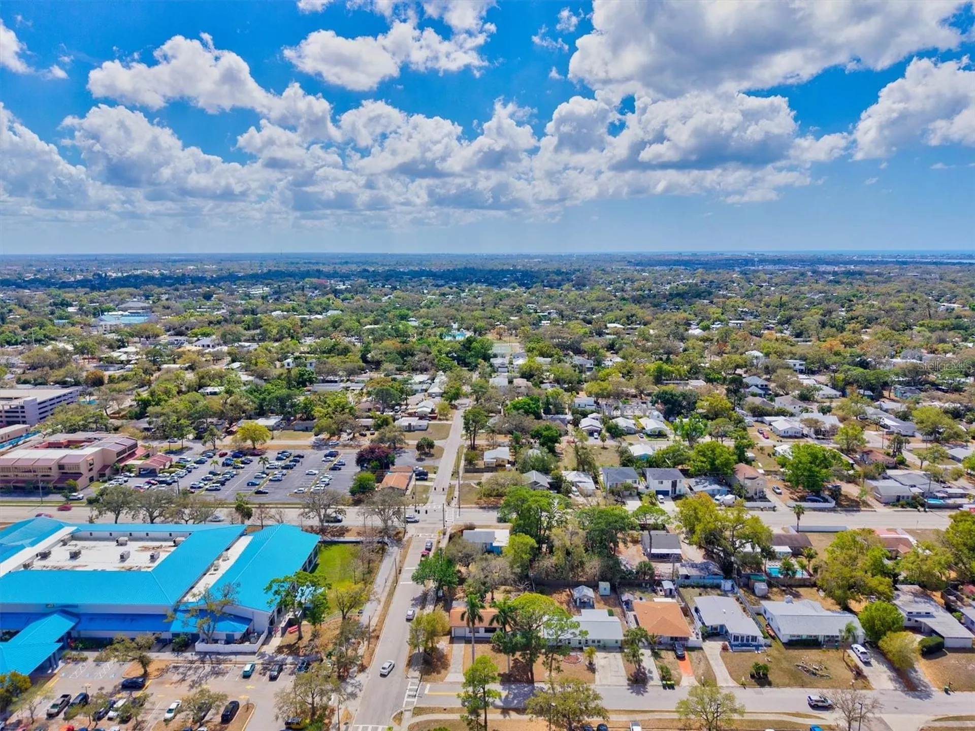 2586 Tami Sola Street Sarasota FL 34237