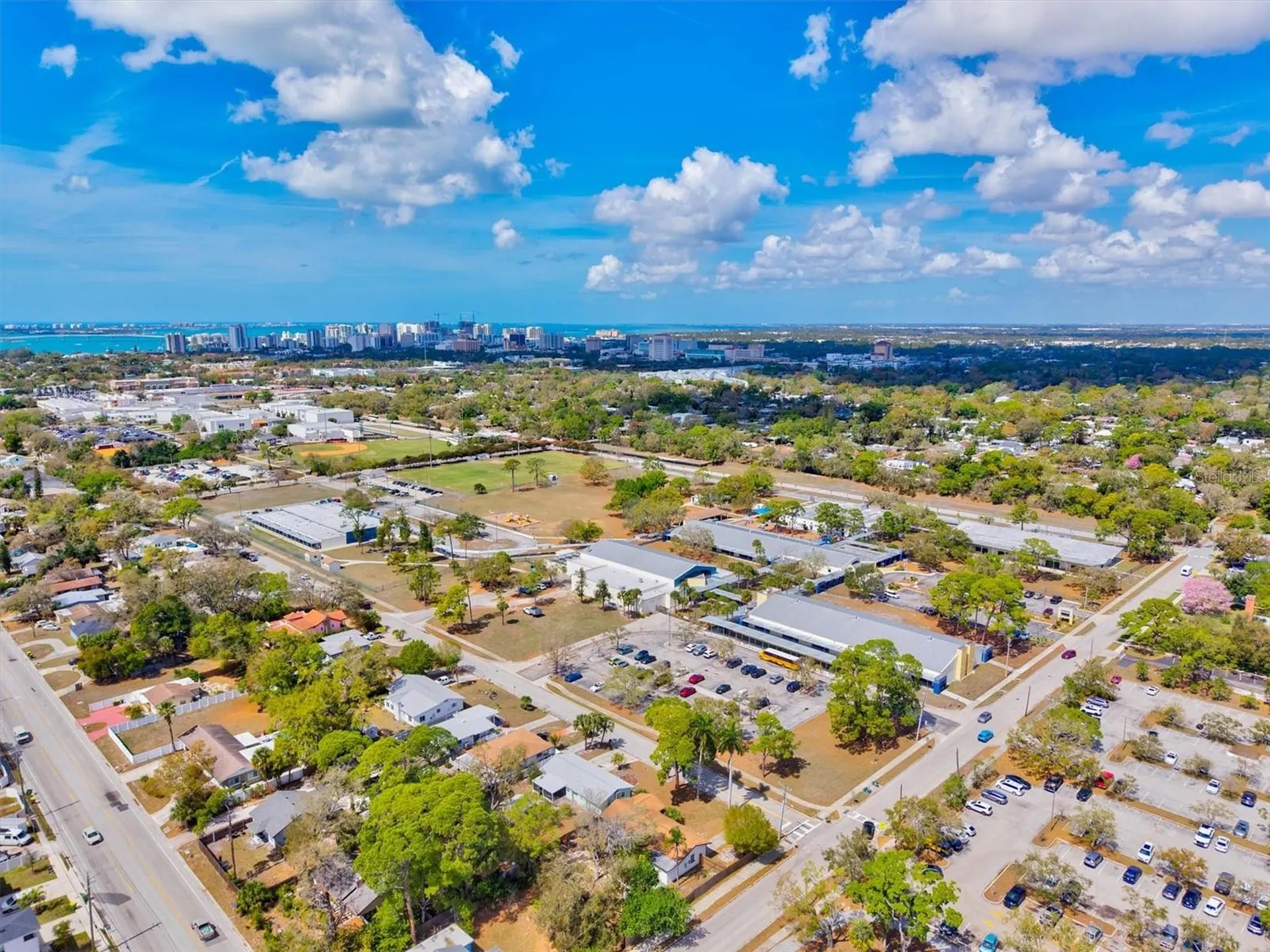 2586 Tami Sola Street Sarasota FL 34237